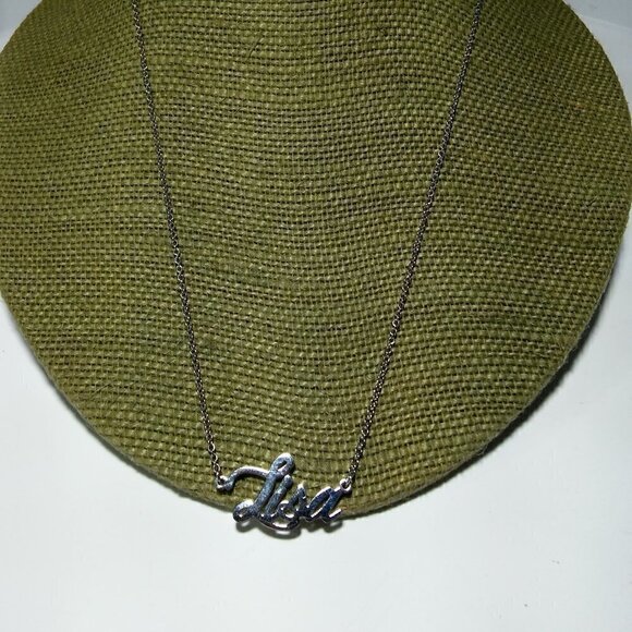 Women`s silver tone marked "amanda blu" name lisa - Picture 2 of 4